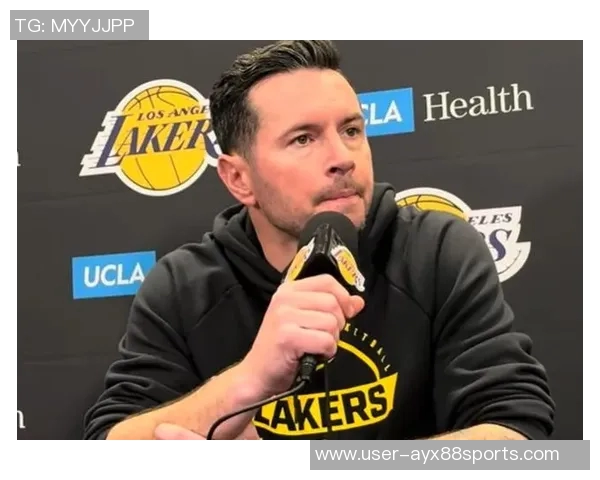 雷迪克谈太阳队合练情况强调球队凝聚力与现实挑战